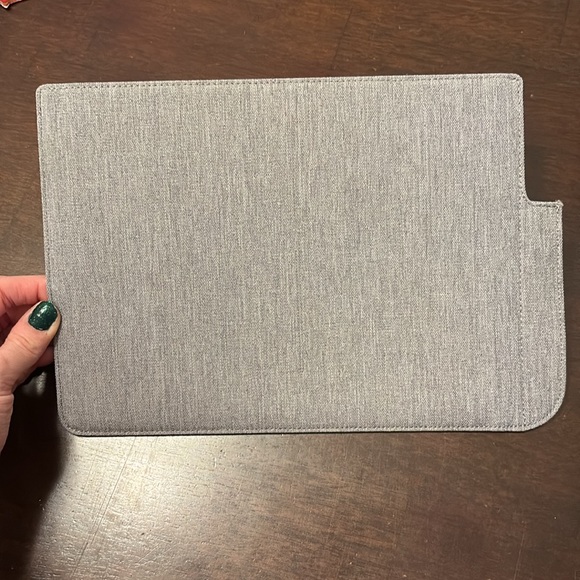 Remarkable protective sleeve - Picture 2 of 3